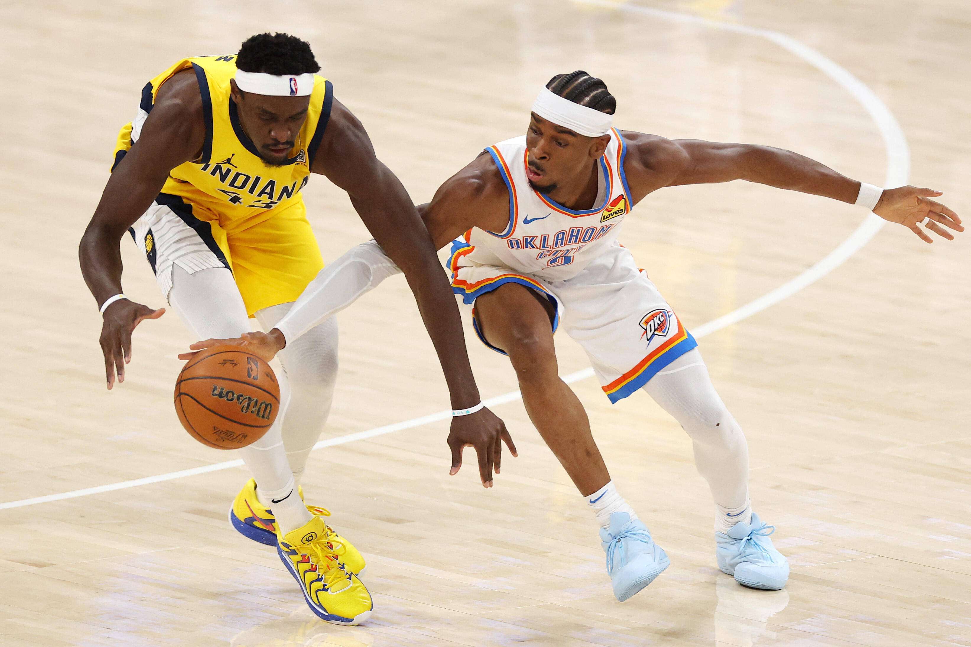 关于今晚突围战来临，印第安纳步行者围绕CBA季后赛队长鼓劲，更衣室稳定，赛季目标并未改变的信息