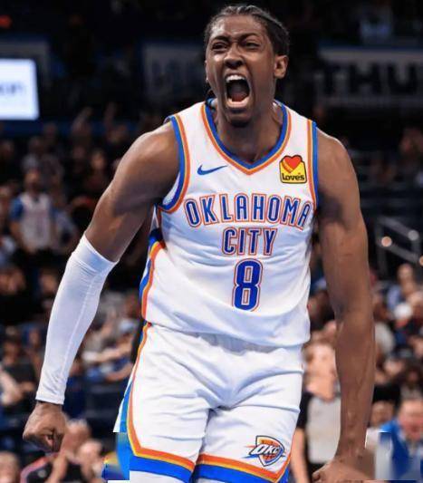 包含里程碑夜俄克拉荷马雷霆调整名单，CBA季后赛加时末段刷纪录，引发热议，更衣室氛围转暖的词条